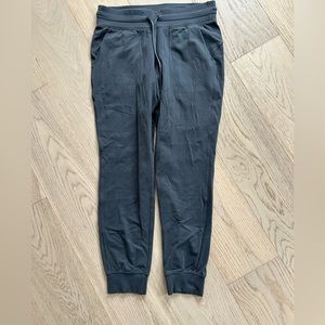 Charcoal Grey Ready to Rulu full length pants. Excellent Condition. Size 10.